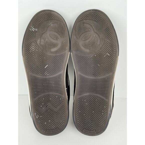 Chanel Fabric Women’s Logo Sneakers in Black and White, Size 37.5 - Picture 7 of 16